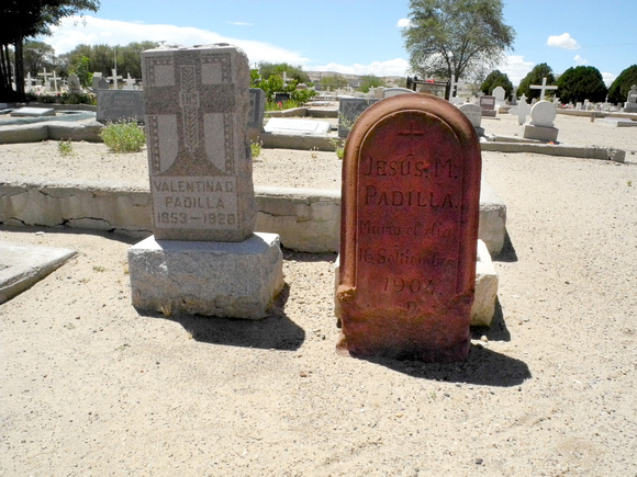 Jesus Padilla Grave stone081