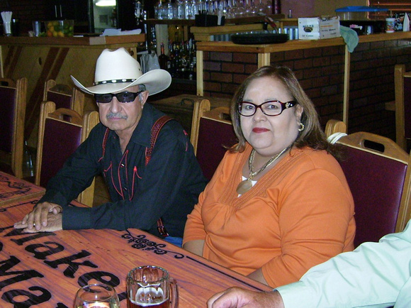 2010 Salas in hat & wife